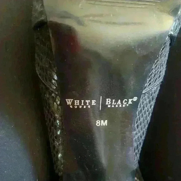 White House Black Market Emeril Black Snakeskin High Heel Sandals size 8. - Picture 4 of 5